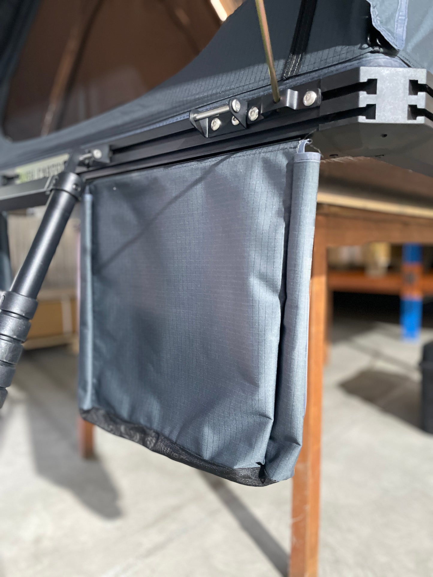 V1 Slimline Rooftop Tent